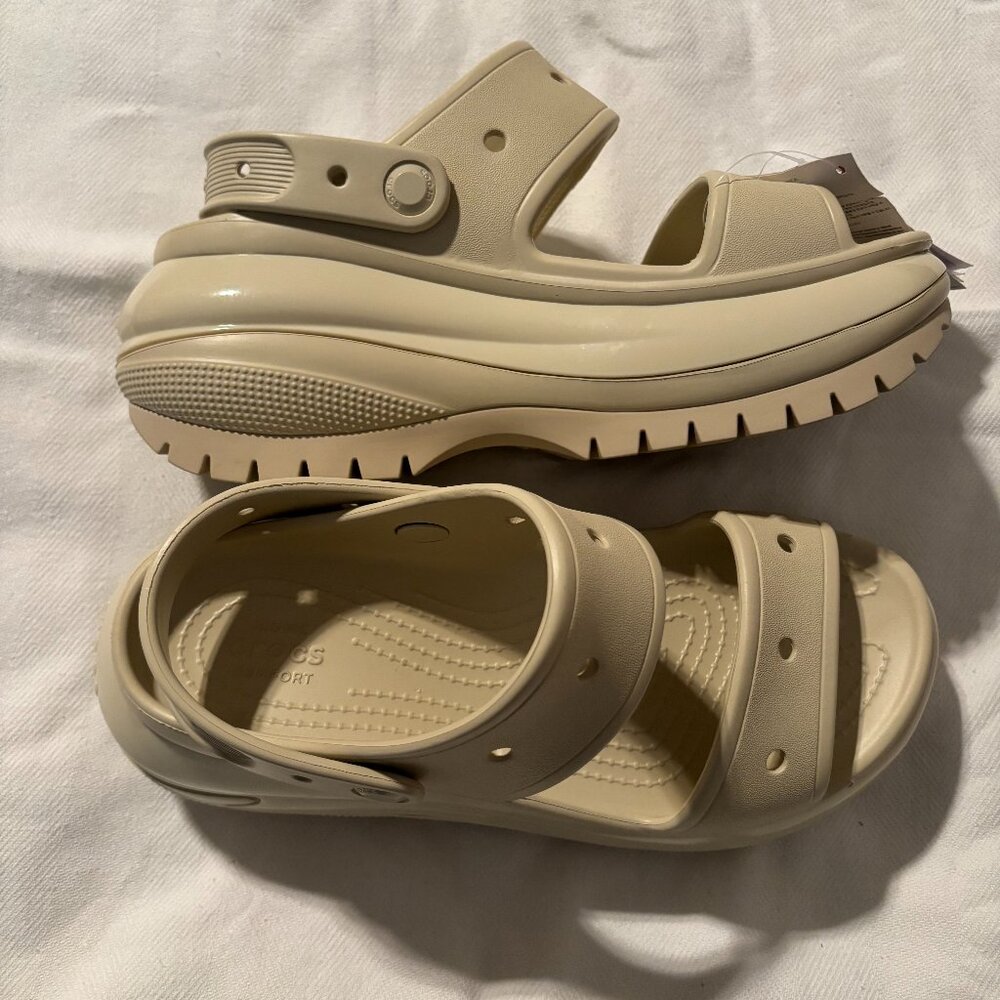 Crocs Mega Crush Sandal - Bone - Unisex size 9W/7M